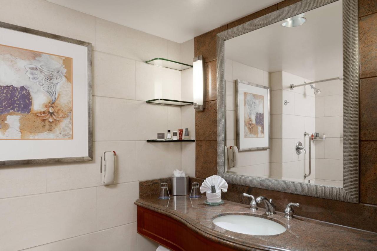 Marriott Gaslamp Quarter Hotel 4*