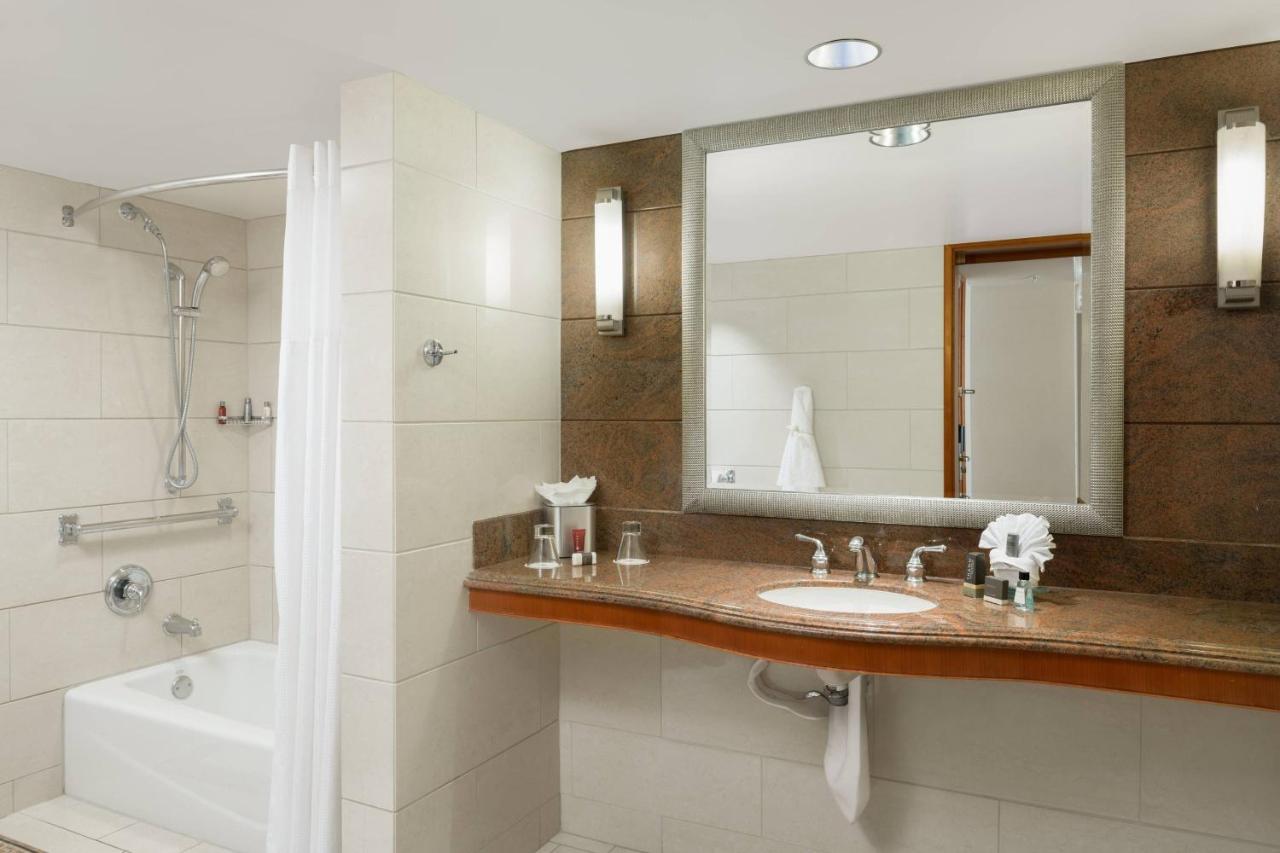 Marriott Gaslamp Quarter 4*